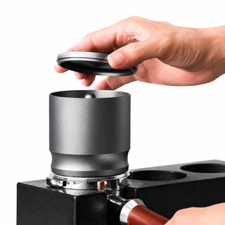 Yozcoffee Kubek dozujący espresso 58 mm Dystrybutor ze stopu aluminium, czarno-srebrny – pokrywa otwarta